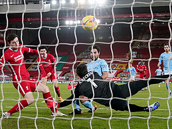 WATCH | Alisson howlers help M...